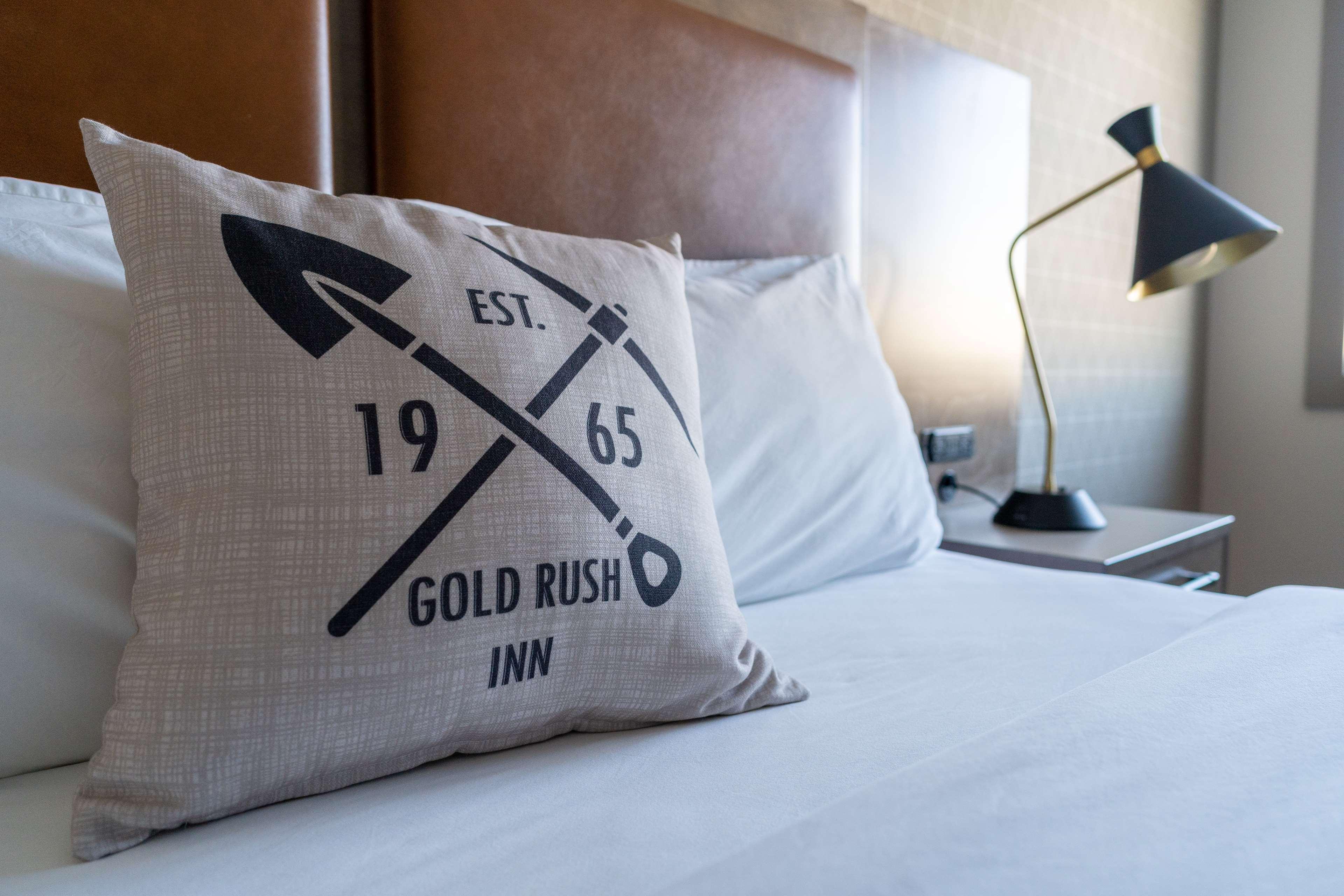 Best Western Gold Rush Inn Вайтгорс Екстер'єр фото